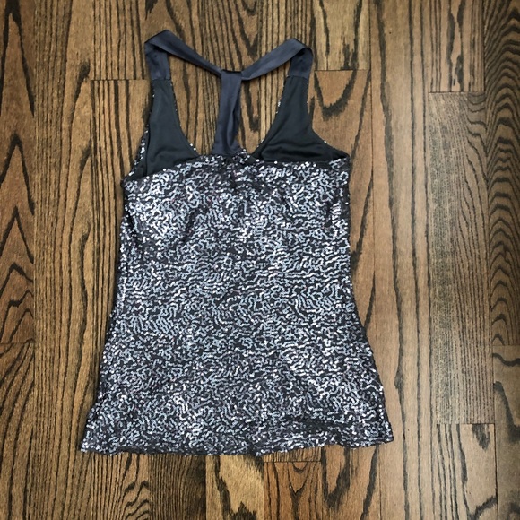 Express sequined tank - Picture 2 of 2